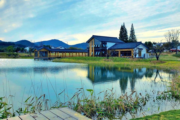 賀:江蘇常州金壇鴻福祥布鞋